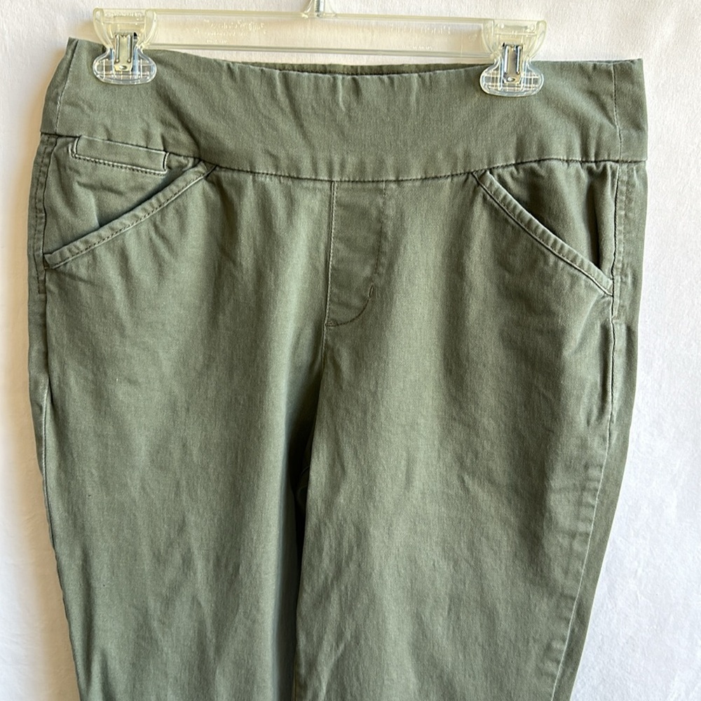 Style & Co. khaki green pull-on pants, size M - Picture 2 of 8